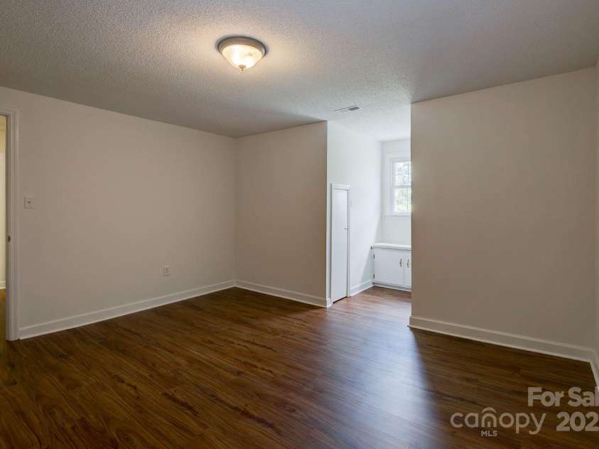 205 Lee Street, Jefferson, SC 29718.  MLS# CAR4267829, YatesRealty ID 29537. 