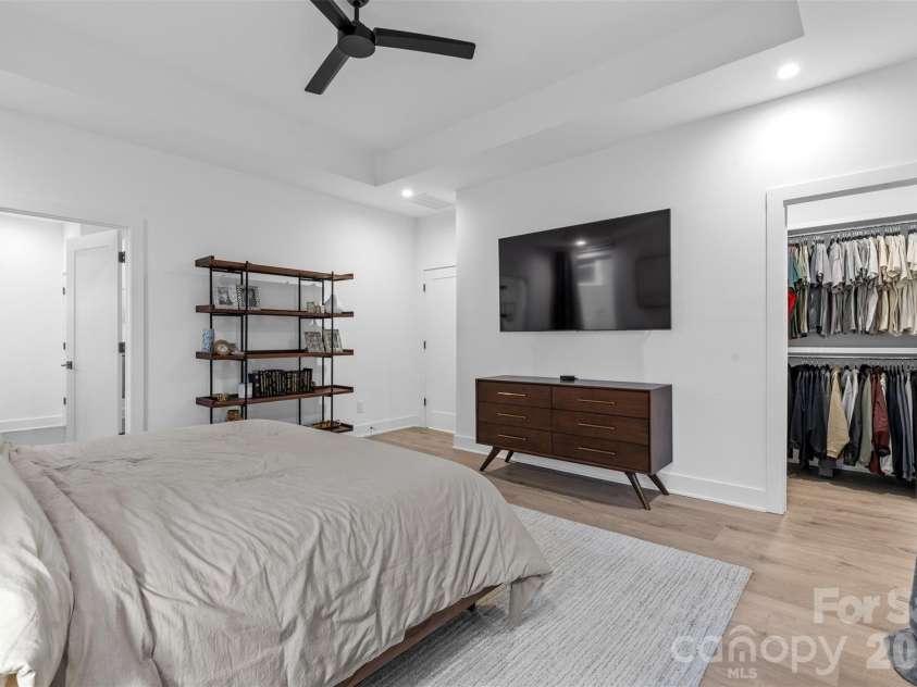 1631 Rama Road, Charlotte, NC 28211.  MLS# CAR4392427, YatesRealty ID 29538. 