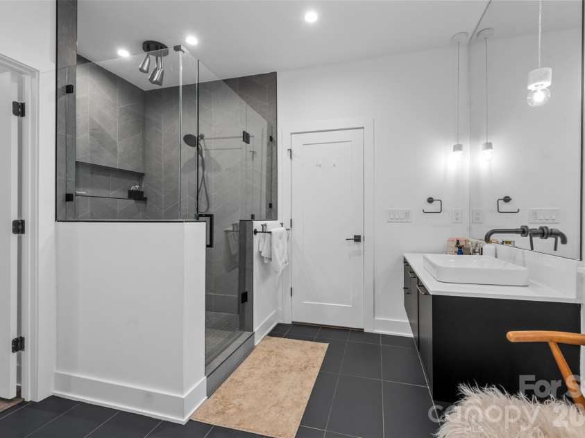 1631 Rama Road, Charlotte, NC 28211.  MLS# CAR4392427, YatesRealty ID 29538. 