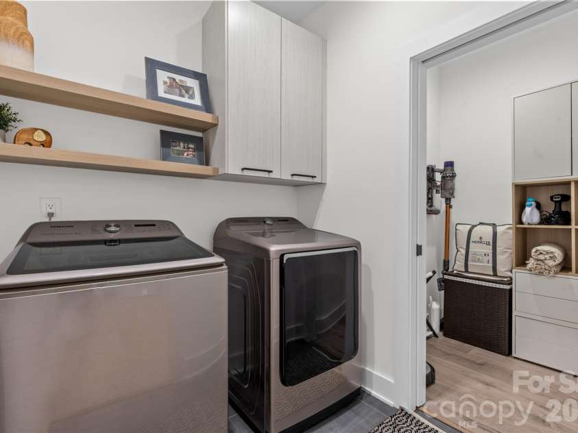 1631 Rama Road, Charlotte, NC 28211.  MLS# CAR4392427, YatesRealty ID 29538. 