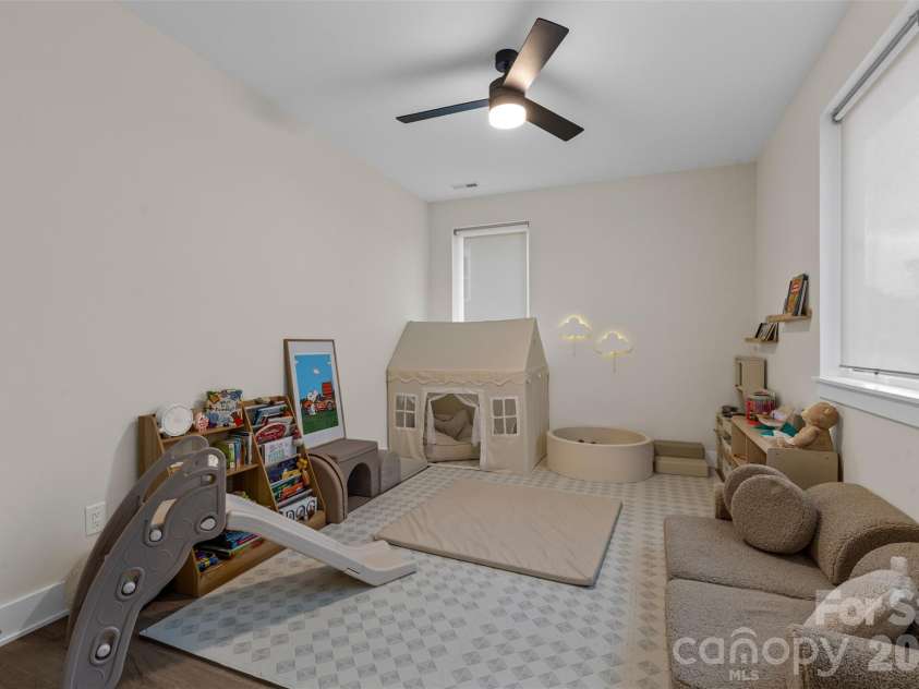 1631 Rama Road, Charlotte, NC 28211.  MLS# CAR4392427, YatesRealty ID 29538. 