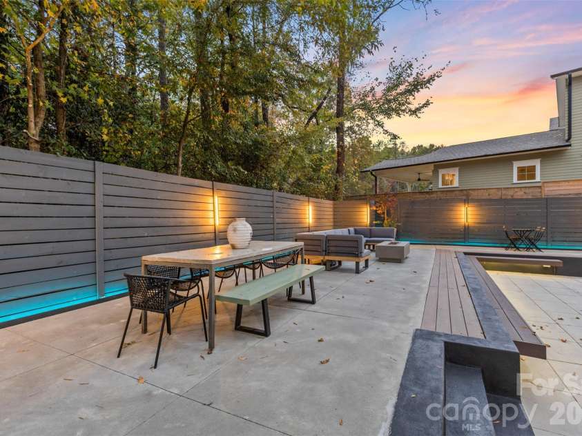 1631 Rama Road, Charlotte, NC 28211.  MLS# CAR4392427, YatesRealty ID 29538. 