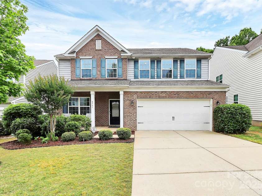 6961 Liverpool Court, Fort Mill, SC 29707.  MLS# CAR4270201, YatesRealty ID 29538. 