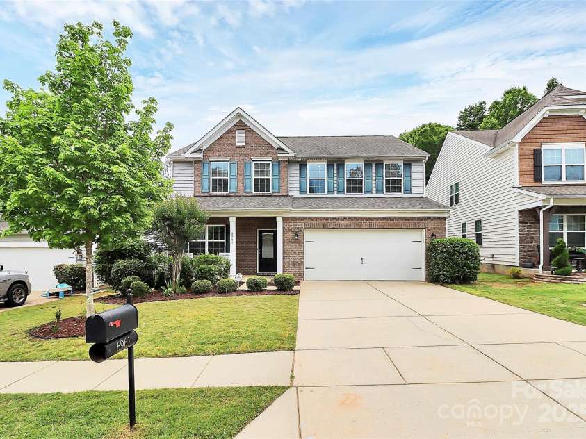 6961 Liverpool Court, Fort Mill, SC 29707.  MLS# CAR4270201, YatesRealty ID 29538. 