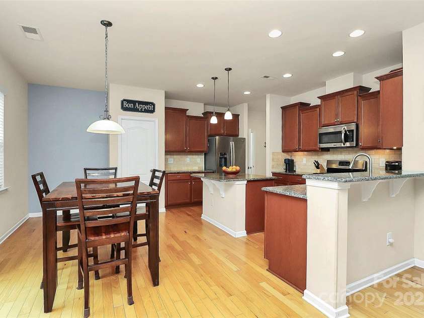 6961 Liverpool Court, Fort Mill, SC 29707.  MLS# CAR4270201, YatesRealty ID 29538. 