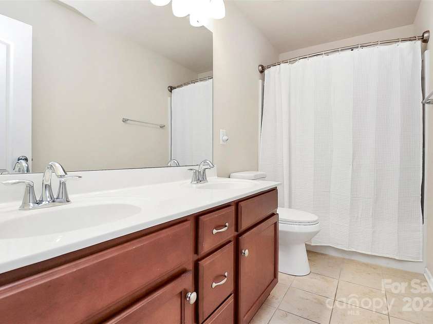 6961 Liverpool Court, Fort Mill, SC 29707.  MLS# CAR4270201, YatesRealty ID 29538. 