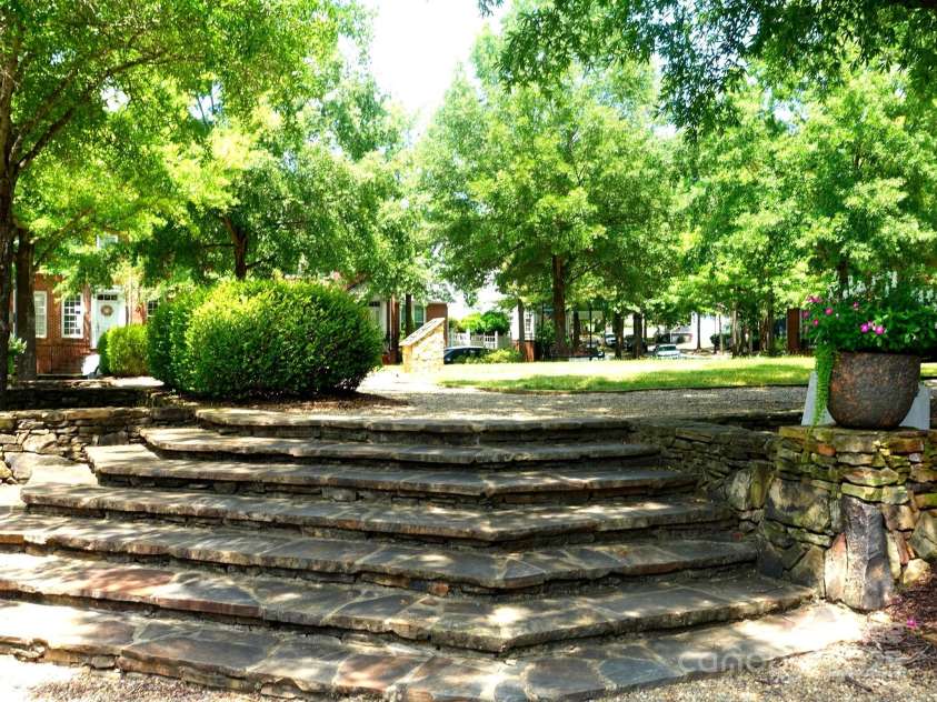 13920 Winmau Lane, Huntersville, NC 28078.  MLS# CAR4274504, YatesRealty ID 29539. 