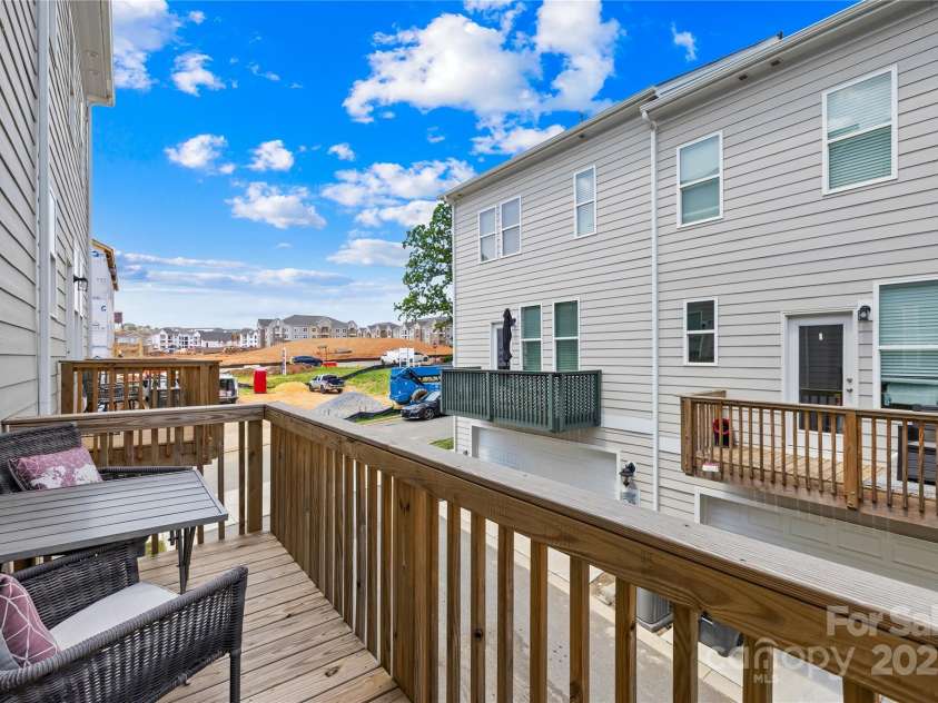 13920 Winmau Lane, Huntersville, NC 28078.  MLS# CAR4274504, YatesRealty ID 29539. Balcony