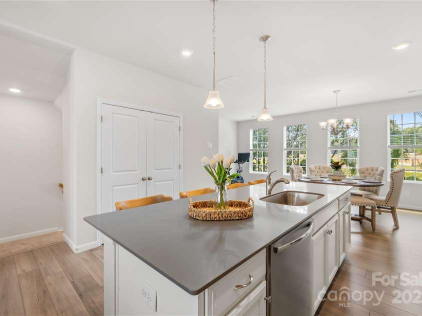 13920 Winmau Lane, Huntersville, NC 28078.  MLS# CAR4274504, YatesRealty ID 29539. Kitchen