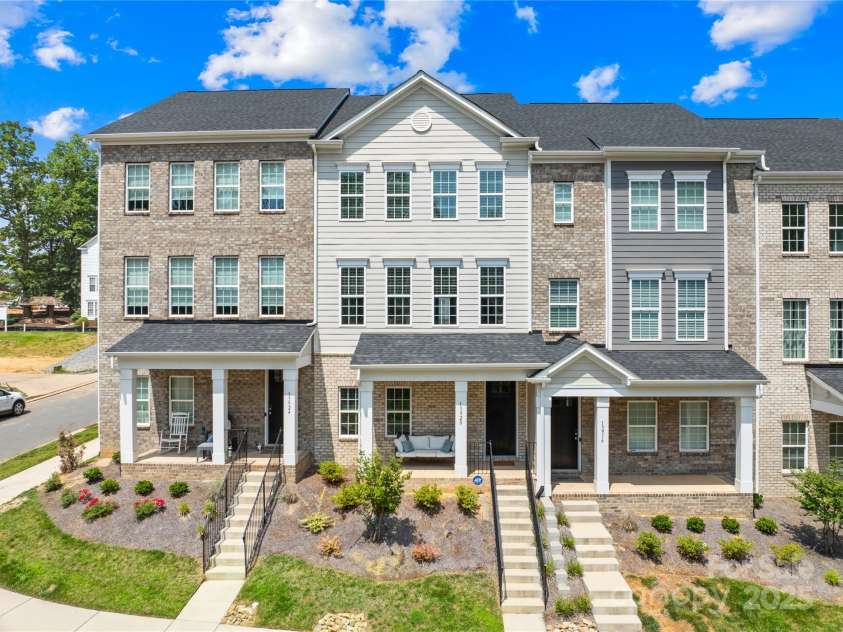 13920 Winmau Lane, Huntersville, NC 28078.  MLS# CAR4274504, YatesRealty ID 29539. Welcome Home