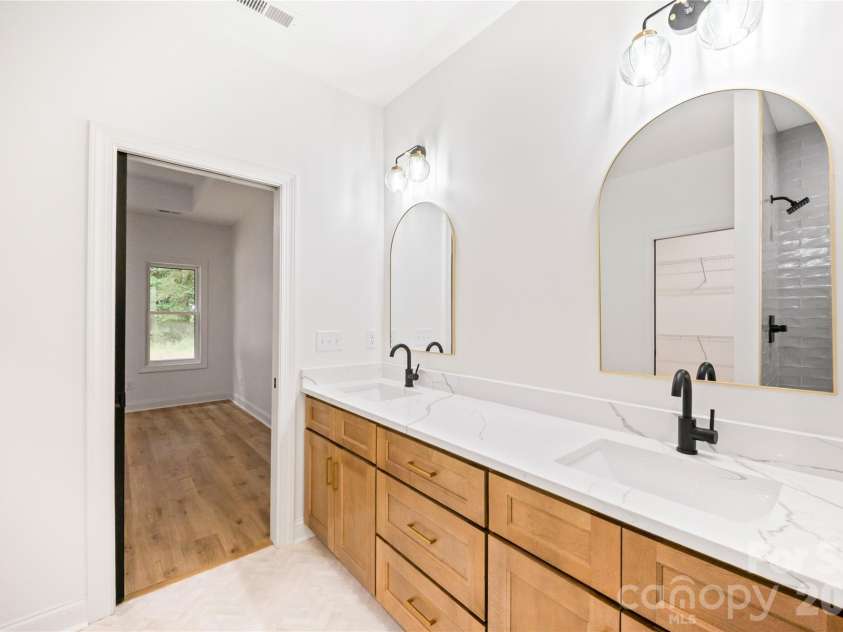 3301 Eva Drive, Concord, NC 28027.  MLS# CAR4392570, YatesRealty ID 29539. 