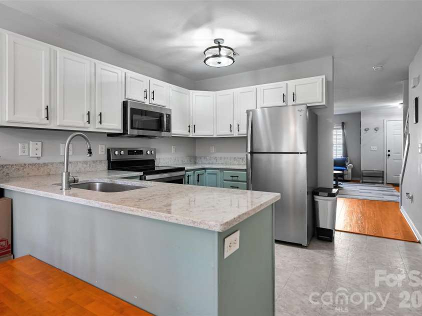 93 Stafford Court, Fletcher, NC 28732.  MLS# CAR4324995, YatesRealty ID 2954. 