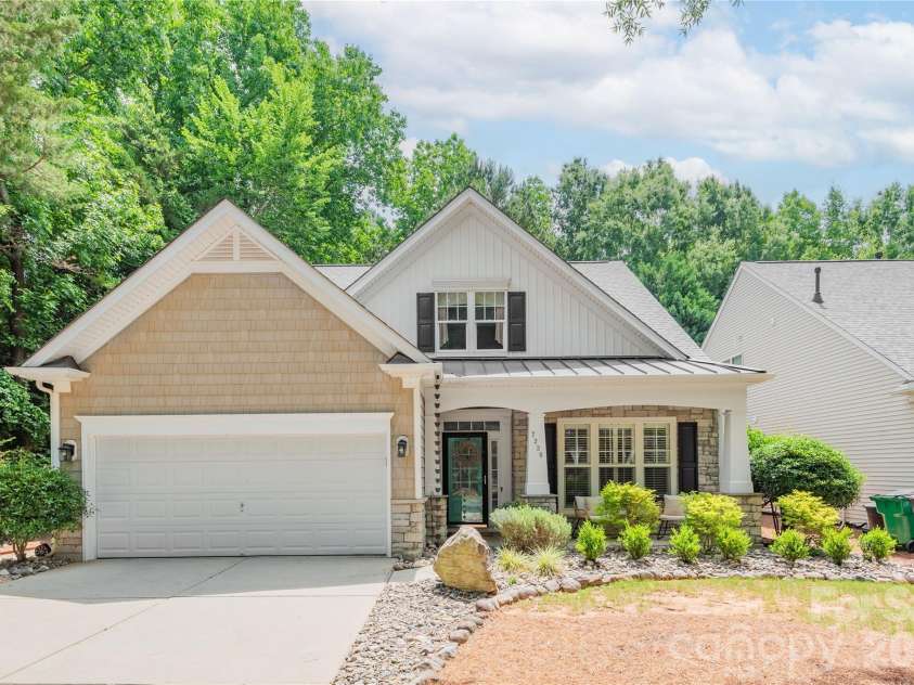 7330 Restoration Drive, Matthews, NC 28105.  MLS# CAR4392513, YatesRealty ID 29540. 