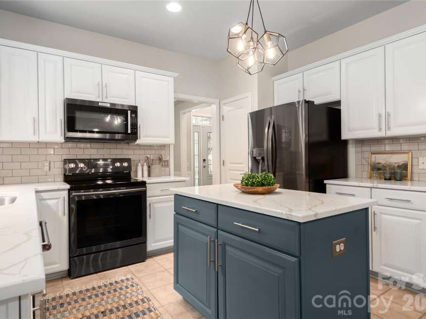 7330 Restoration Drive, Matthews, NC 28105.  MLS# CAR4392513, YatesRealty ID 29540. 