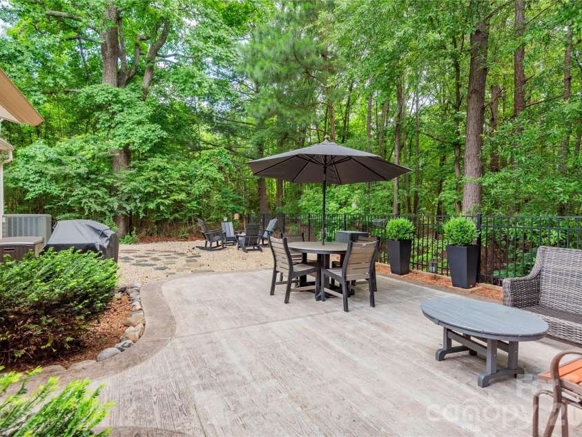 7330 Restoration Drive, Matthews, NC 28105.  MLS# CAR4392513, YatesRealty ID 29540. 