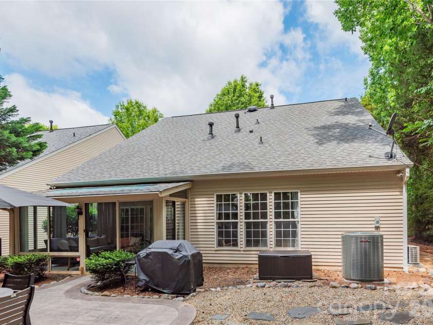 7330 Restoration Drive, Matthews, NC 28105.  MLS# CAR4392513, YatesRealty ID 29540. 