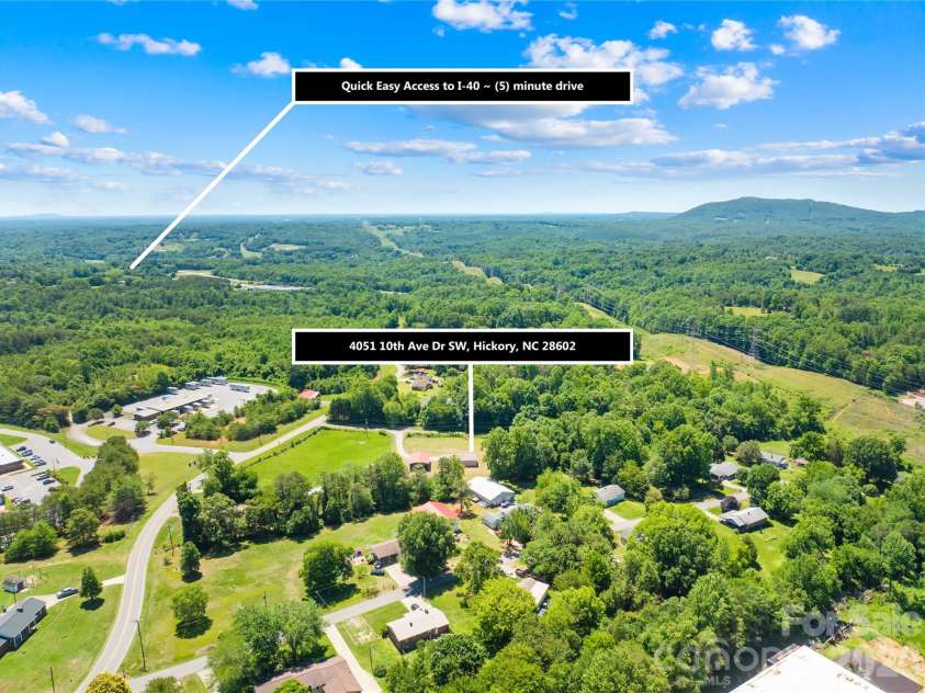 4051 10th Avenue Drive, Hickory, NC 28602.  MLS# CAR4392387, YatesRealty ID 29541. 
