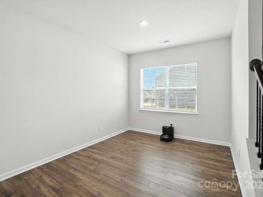 9404 Ketchum Drive, Gastonia, NC 28056.  MLS# CAR4280886, YatesRealty ID 29541. 