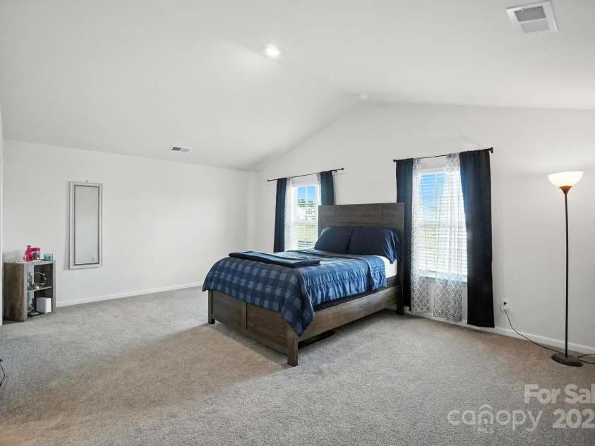 9404 Ketchum Drive, Gastonia, NC 28056.  MLS# CAR4280886, YatesRealty ID 29541. 