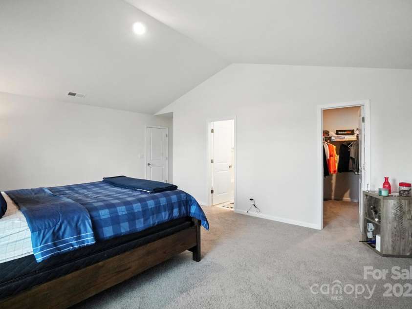 9404 Ketchum Drive, Gastonia, NC 28056.  MLS# CAR4280886, YatesRealty ID 29541. 