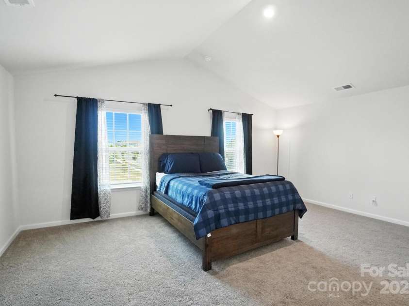 9404 Ketchum Drive, Gastonia, NC 28056.  MLS# CAR4280886, YatesRealty ID 29541. 