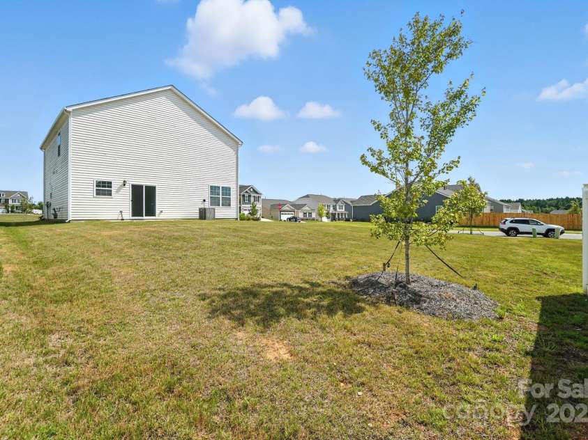 9404 Ketchum Drive, Gastonia, NC 28056.  MLS# CAR4280886, YatesRealty ID 29541. 