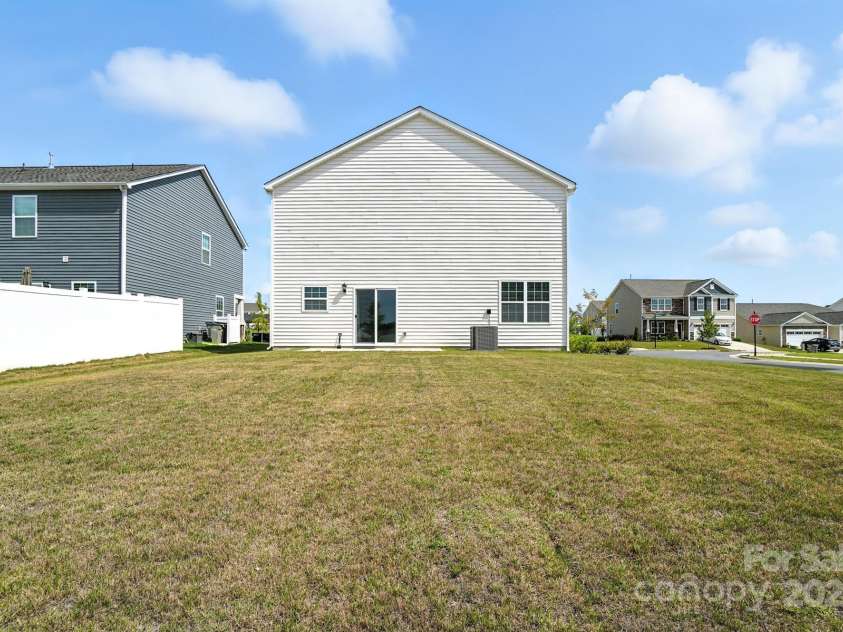 9404 Ketchum Drive, Gastonia, NC 28056.  MLS# CAR4280886, YatesRealty ID 29541. 