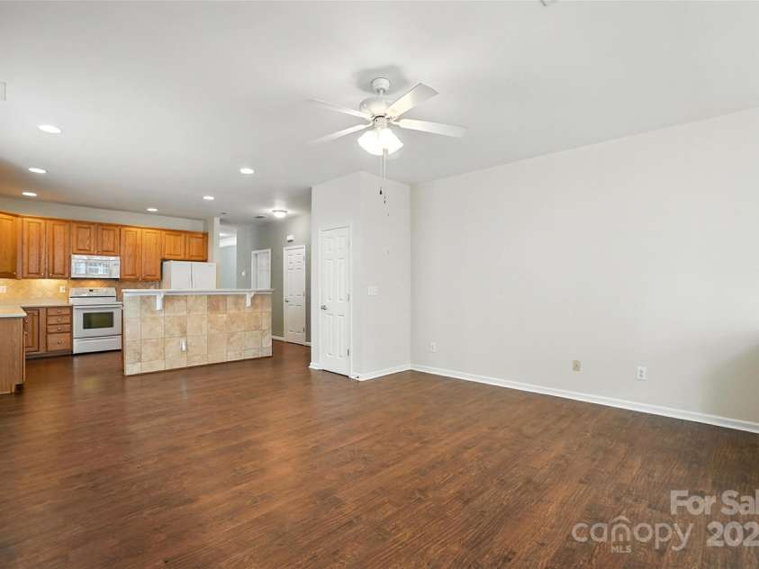 406 Garnet Court, Fort Mill, SC 29708.  MLS# CAR4283617, YatesRealty ID 29542. 