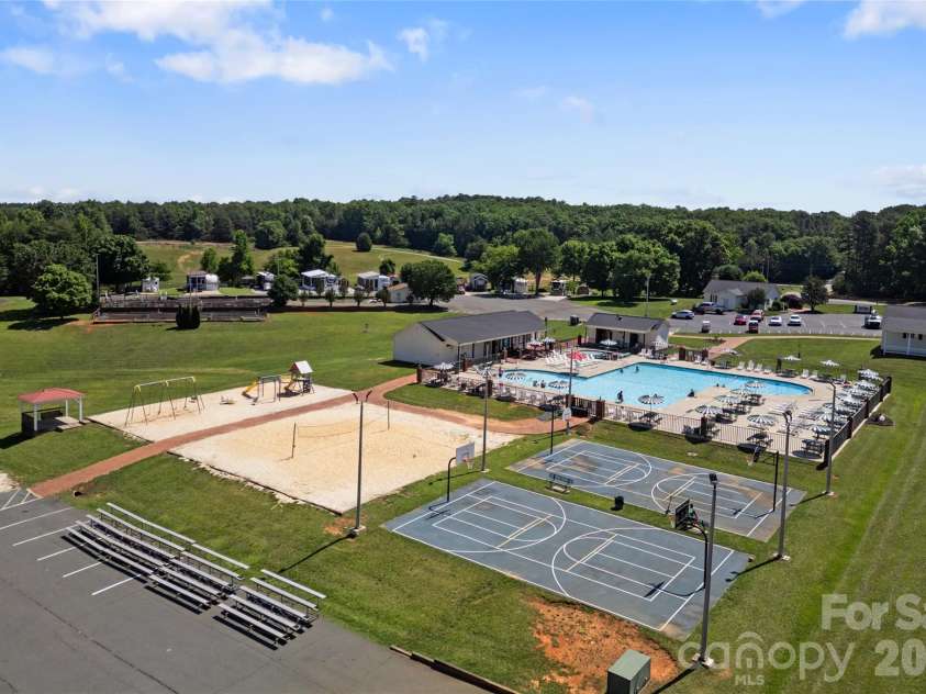 107 Dove Lane, New London, NC 28127.  MLS# CAR4392697, YatesRealty ID 29543. 