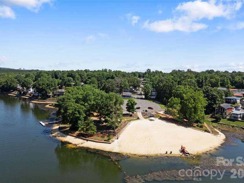 107 Dove Lane, New London, NC 28127.  MLS# CAR4392697, YatesRealty ID 29543. 