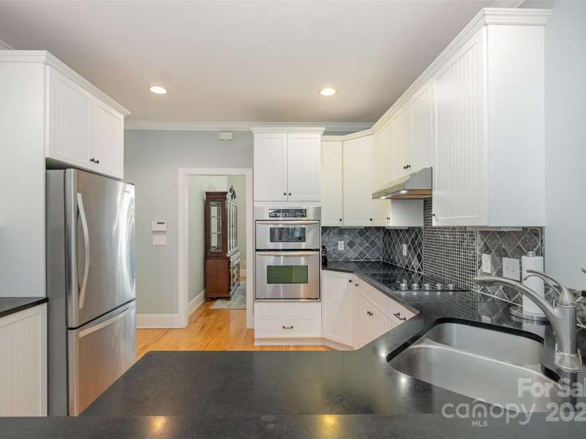 133 Waterbury Drive, Mooresville, NC 28117.  MLS# CAR4284733, YatesRealty ID 29543. 