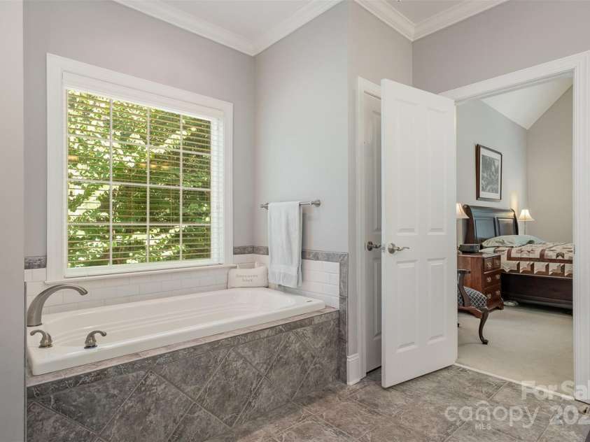 133 Waterbury Drive, Mooresville, NC 28117.  MLS# CAR4284733, YatesRealty ID 29543. 
