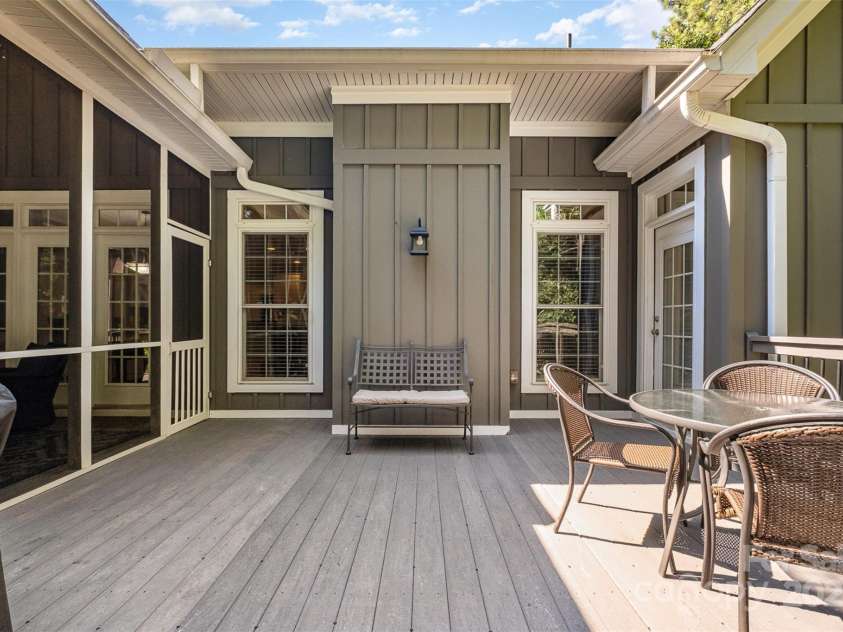 133 Waterbury Drive, Mooresville, NC 28117.  MLS# CAR4284733, YatesRealty ID 29543. 