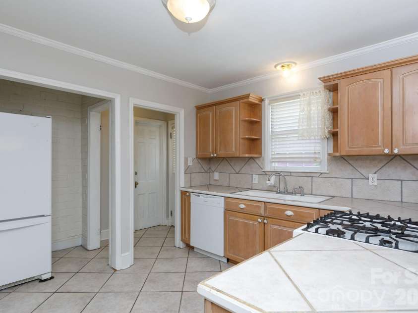 148 Reid Street, Rock Hill, SC 29730.  MLS# CAR4392708, YatesRealty ID 29544. 