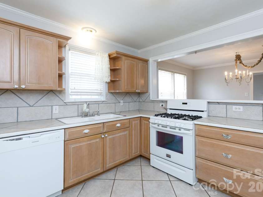 148 Reid Street, Rock Hill, SC 29730.  MLS# CAR4392708, YatesRealty ID 29544. 