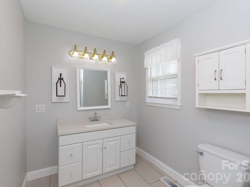 148 Reid Street, Rock Hill, SC 29730.  MLS# CAR4392708, YatesRealty ID 29544. 
