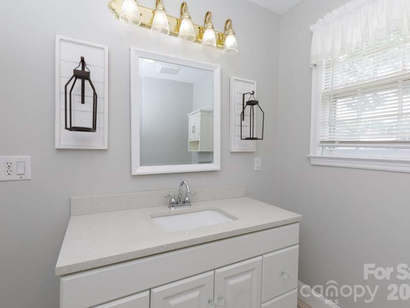 148 Reid Street, Rock Hill, SC 29730.  MLS# CAR4392708, YatesRealty ID 29544. 