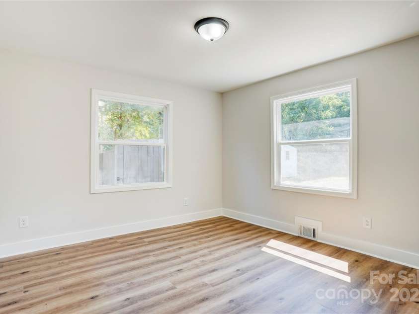 306 Correll Street, Landis, NC 28088.  MLS# CAR4285340, YatesRealty ID 29544. 