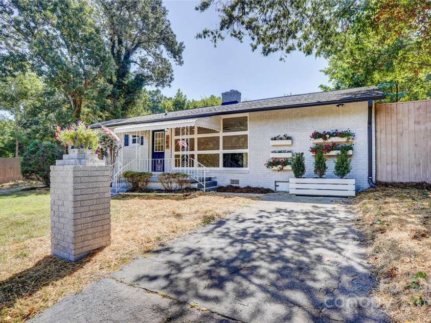 306 Correll Street, Landis, NC 28088.  MLS# CAR4285340, YatesRealty ID 29544. 