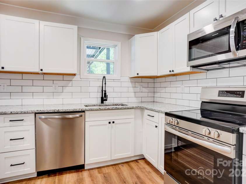 306 Correll Street, Landis, NC 28088.  MLS# CAR4285340, YatesRealty ID 29544. 