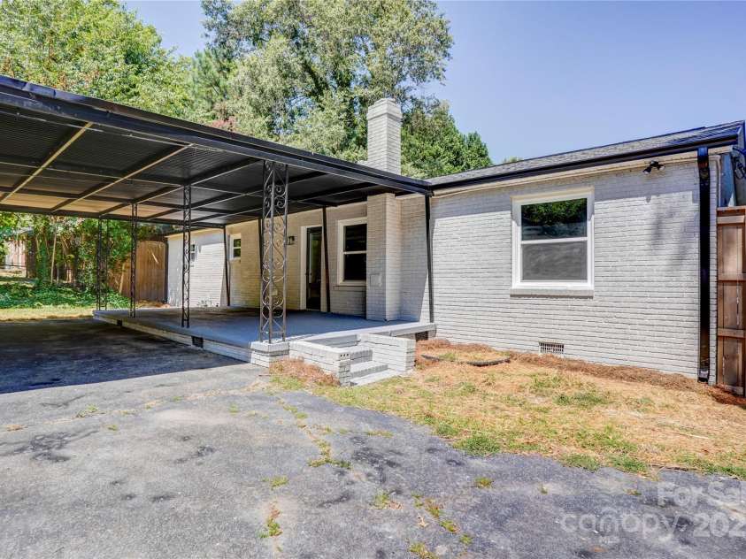 306 Correll Street, Landis, NC 28088.  MLS# CAR4285340, YatesRealty ID 29544. 