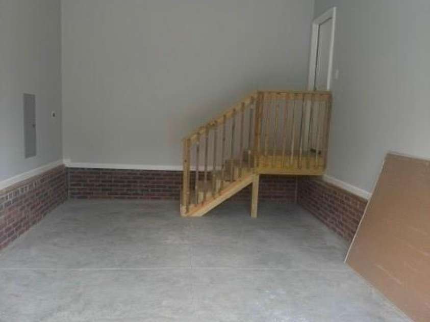 1615 Lee Street, Salisbury, NC 28144.  MLS# CAR4392709, YatesRealty ID 29545. GARAGE