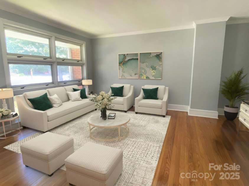 1017 Andover Road, Charlotte, NC 28211.  MLS# CAR4273668, YatesRealty ID 29546. Virutally Staged