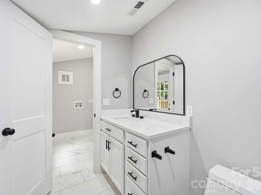 314 Weldon Street, Gastonia, NC 28052.  MLS# CAR4392699, YatesRealty ID 29546. Modern Finishes & Tile Flooring