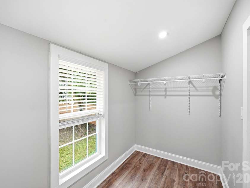 314 Weldon Street, Gastonia, NC 28052.  MLS# CAR4392699, YatesRealty ID 29546. Walk in Closet
