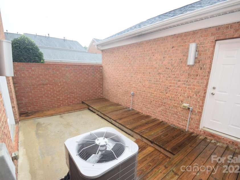 3800 York Alley, Indian Trail, NC 28079.  MLS# CAR4286049, YatesRealty ID 29547. 