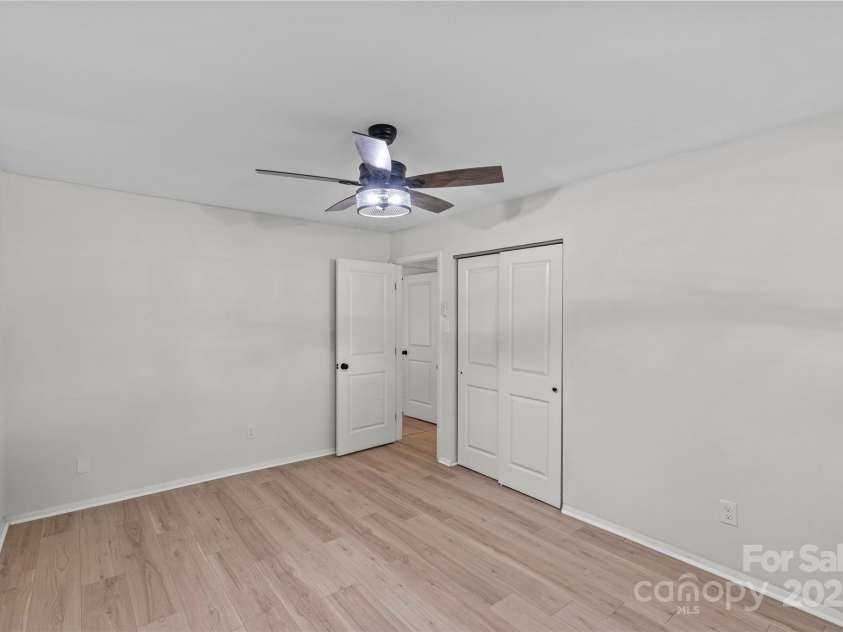 5329 Valley Forge Road, Charlotte, NC 28210.  MLS# CAR4269436, YatesRealty ID 29548. Bedroom 3