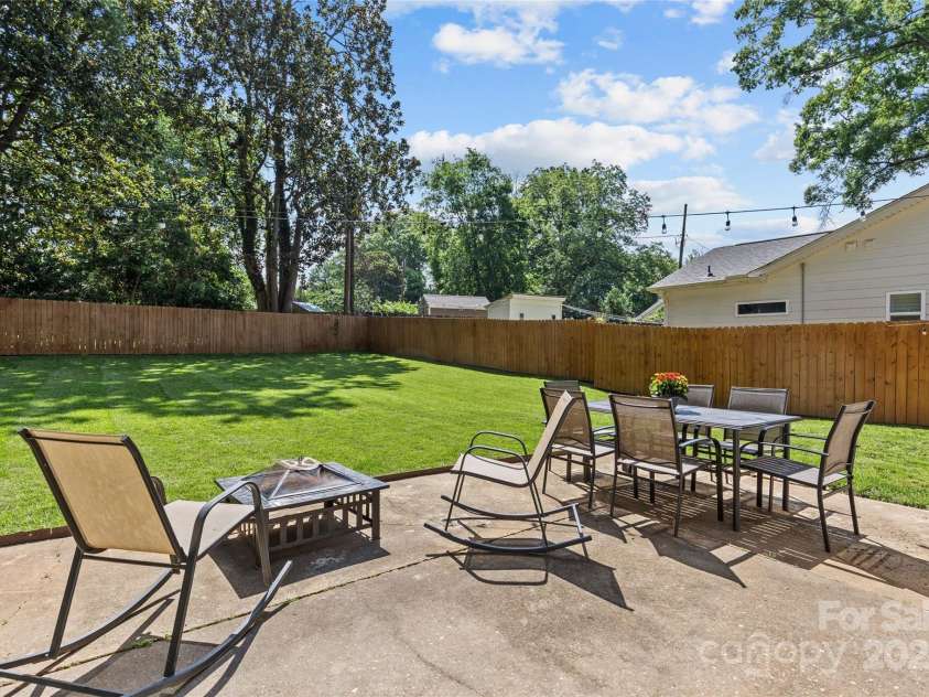 5329 Valley Forge Road, Charlotte, NC 28210.  MLS# CAR4269436, YatesRealty ID 29548. Patio