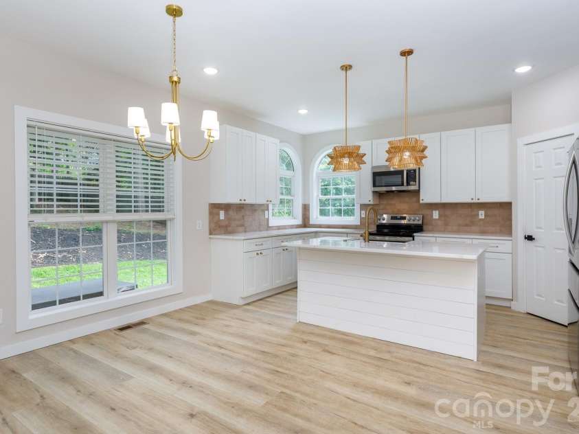 2544 Barrington Court, Rock Hill, SC 29732.  MLS# CAR4392715, YatesRealty ID 29549. 