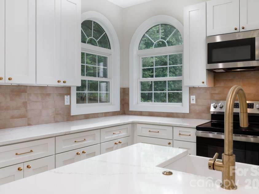 2544 Barrington Court, Rock Hill, SC 29732.  MLS# CAR4392715, YatesRealty ID 29549. 